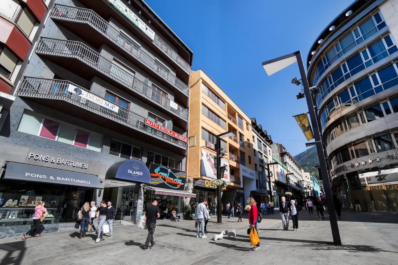 Glaner Hotel Cafe Andorra la Vella Kültér fotó